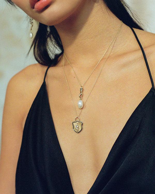 Missoma Harris Reed Fine Shield Necklace |