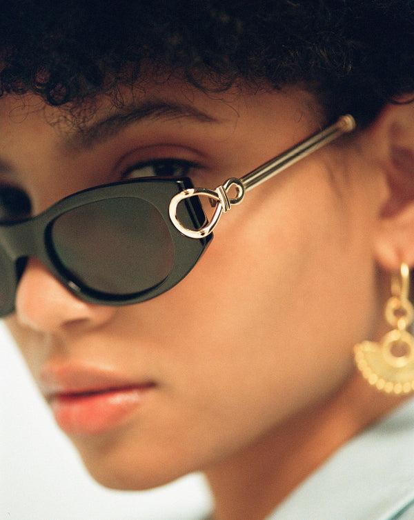 Missoma Le Specs Hydrus Link Oval Sunglasses | Black