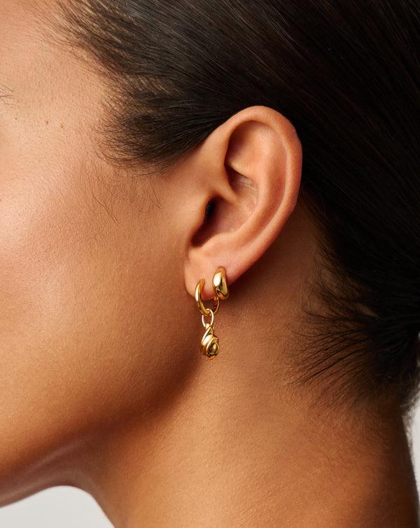 Missoma Savi Ridge Droplet Charm Earrings | 18ct Gold Vermeil
