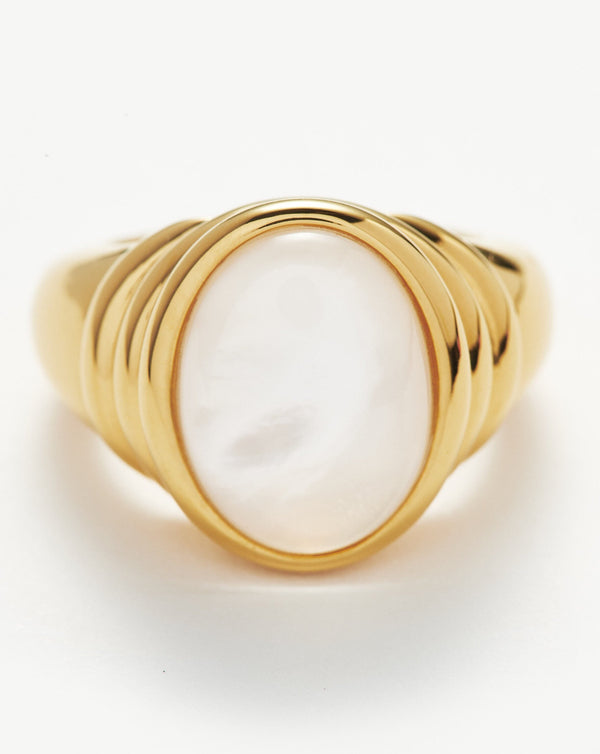 Missoma Savi Ridge Oval Gemstone Chunky Ring | Gold/Mother Of Pearl