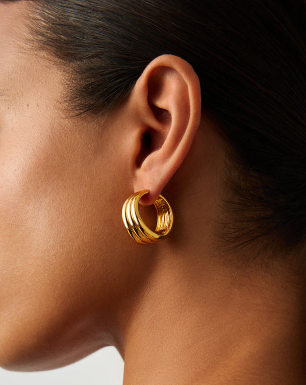 Missoma Savi Triple Ridge Medium Hoop Earrings | 18ct Gold Plated