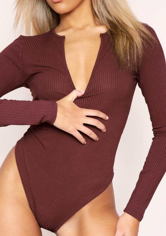 Missyempire Dara Chocolate Ribbed Notch Collar Plunge Bodysuit