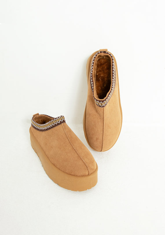 Missyempire Emily Caramel Platform Faux Fur Lined Slip On Boots