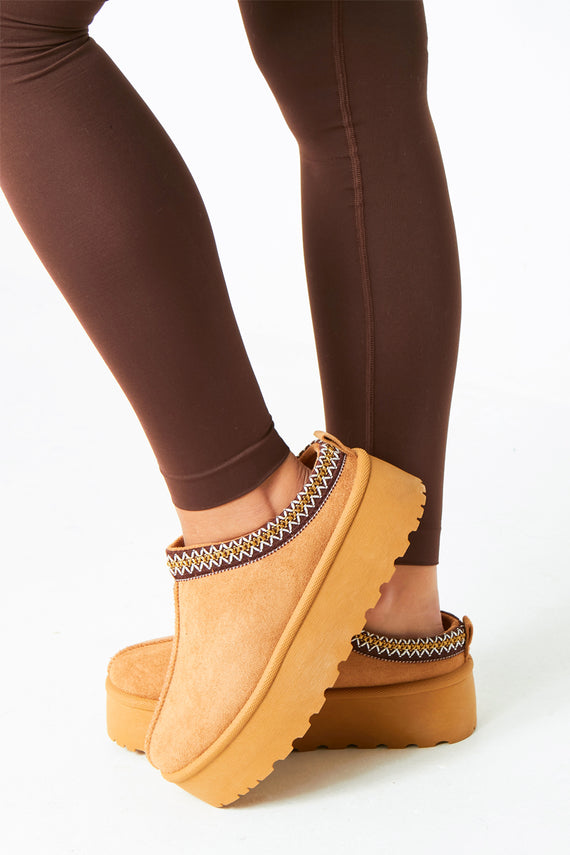 missyempire Emily Caramel Platform Faux Fur Lined Slip On Boots