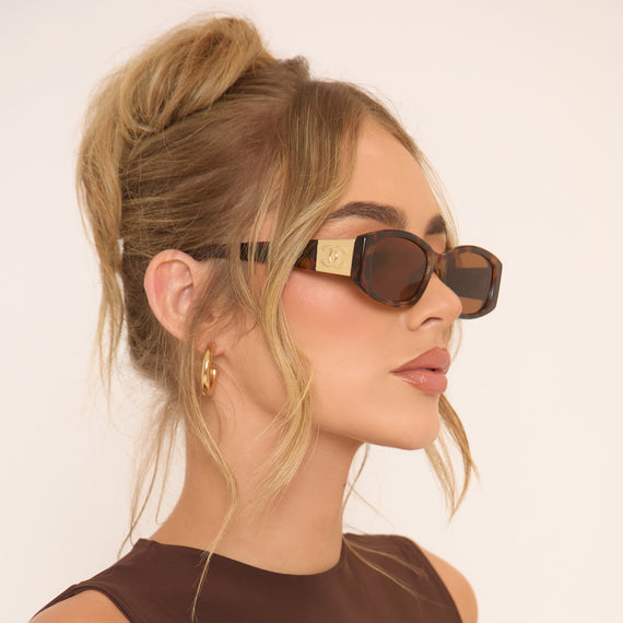 missyempire Gold Side Logo Detail Square Shaped Sunglasses In Leopard Print missyempire Gold Side Logo Detail Square Shaped Sunglasses In Leopard Print