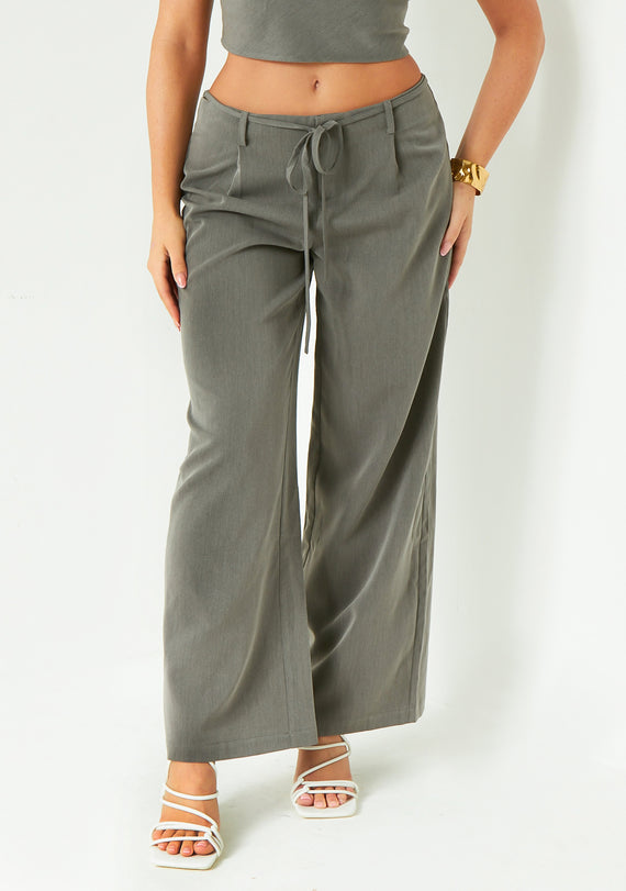 Missyempire Isabela Grey Low Rise Tailored Trousers