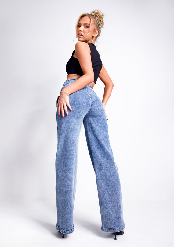 Missyempire Kiki Blue Light Wash Denim Cross Over Belt Straight Leg Jeans