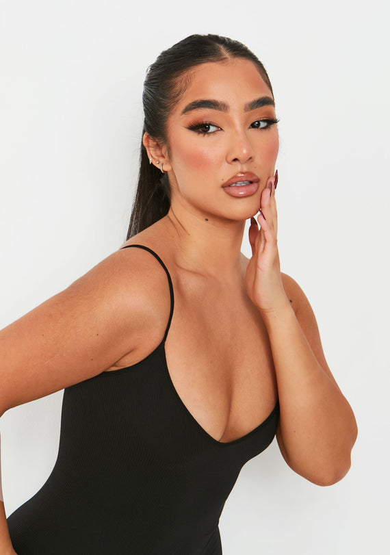 Missyempire Kora Black Ribbed Seamless Strappy Jumpsuit