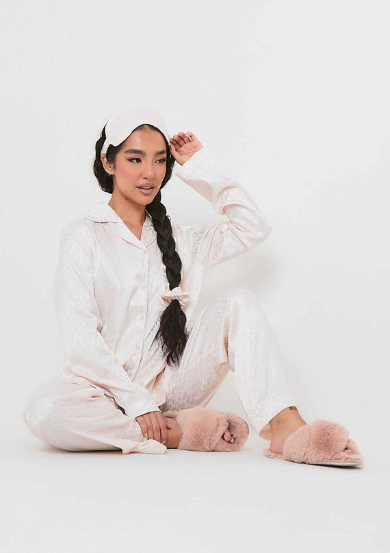 missyempire Mimi Cream Leopard Jacquard Print 4 Piece Printed Pyjama Set