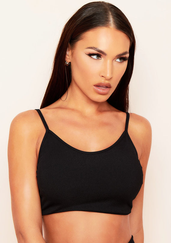 Missyempire Leena Black Strap Crop Top