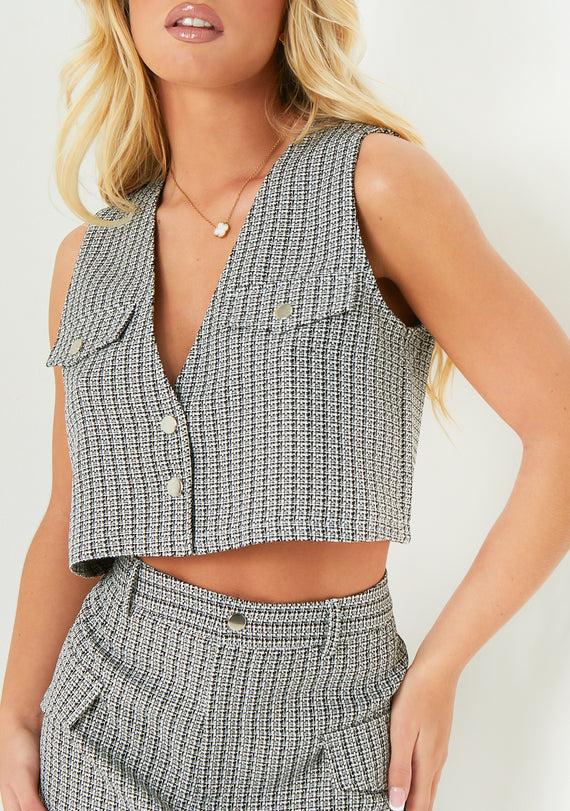 Missyempire Macy Black & White Boxy Boucle Crop Top