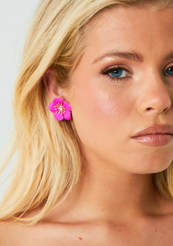missyempire Skyla Hot Pink Flower Earrings missyempire Skyla Hot Pink Flower Earrings