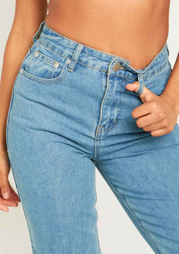 Missyempire Naomi Vintage Wash Straight Leg Seam Detail Jeans