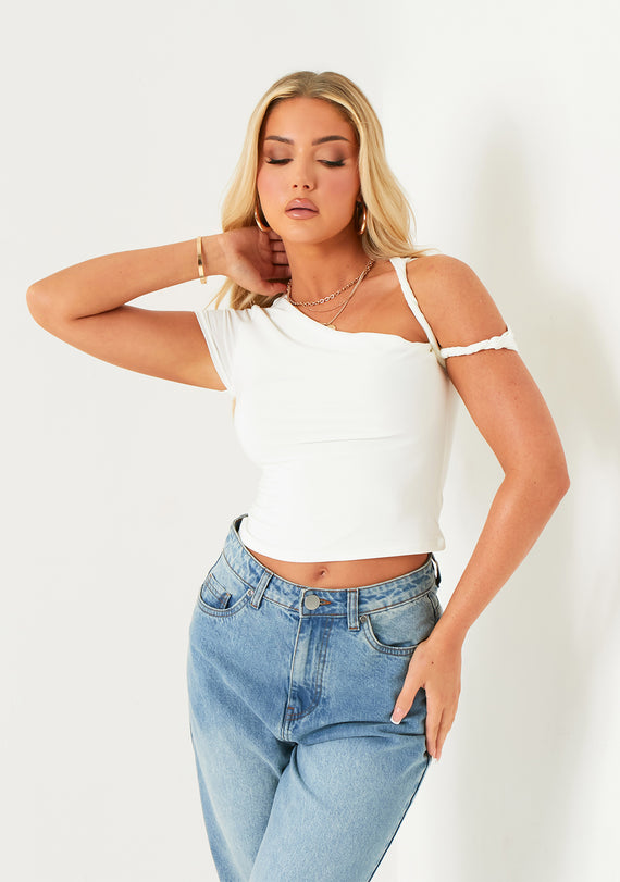 Missyempire Olivia White Twist Strap Super Soft Top