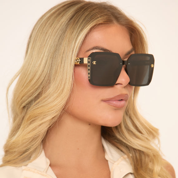missyempire Side Logo Detail Square Shaped Oversized Frame Sunglasses In Black