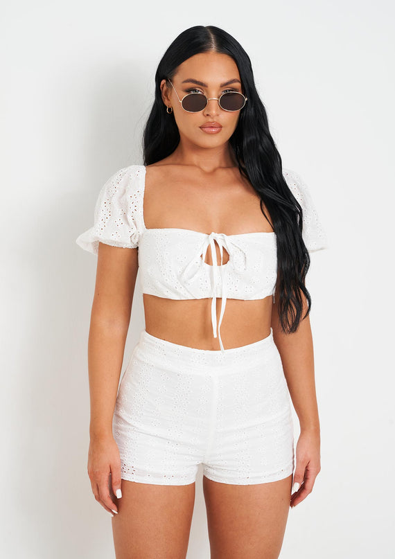 Missyempire Zaria White Broidery Matching High Waisted Shorts