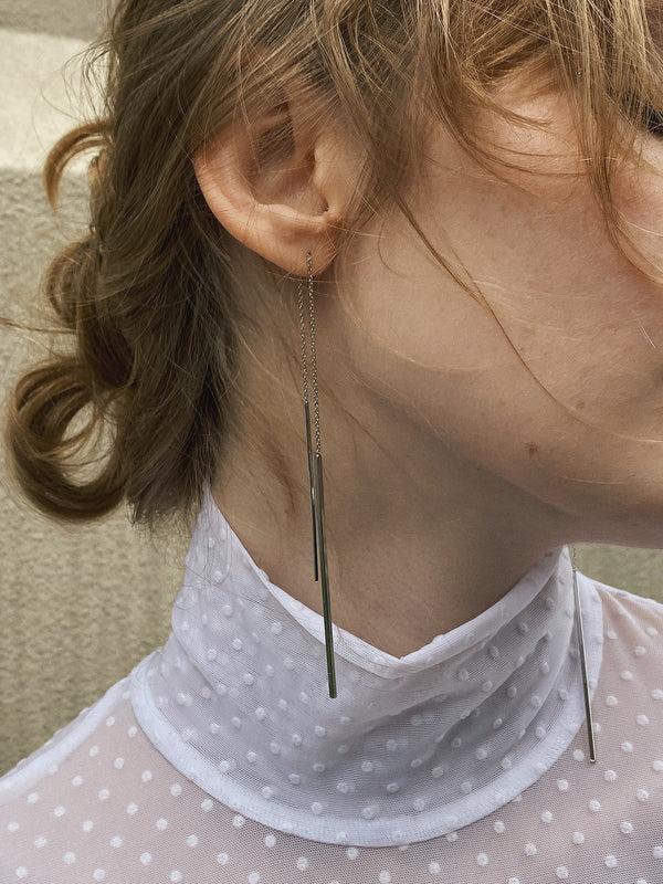 Monosuit EARRINGS Long Silver