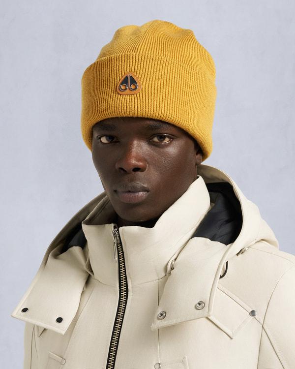 moose knuckles PARNIS UNISEX BEANIE BUTTERSCOTCH