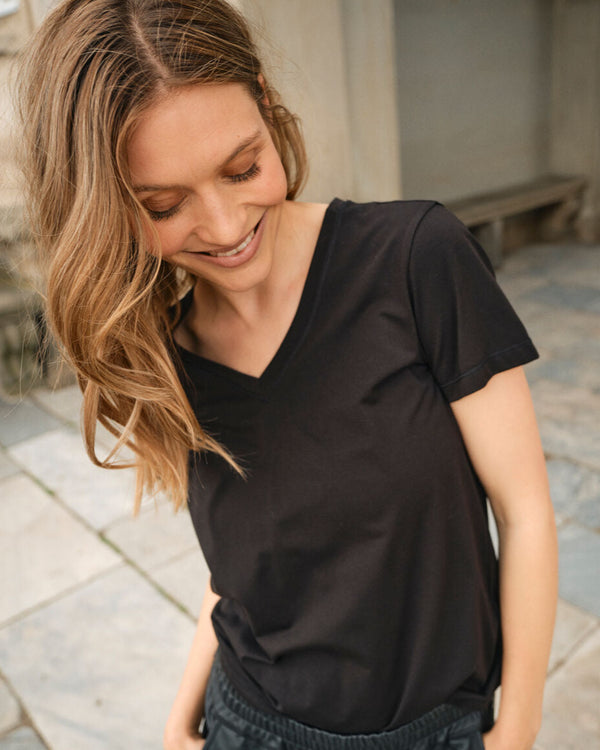 mos mosh MMDala V-SS Basic Tee