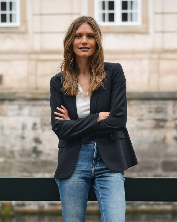 mos mosh MMPhoebe Miley Blazer