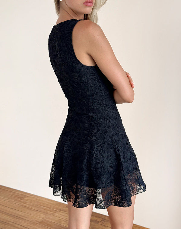 Motel Rocks Ambika Dress In Textured Lace Rose Black