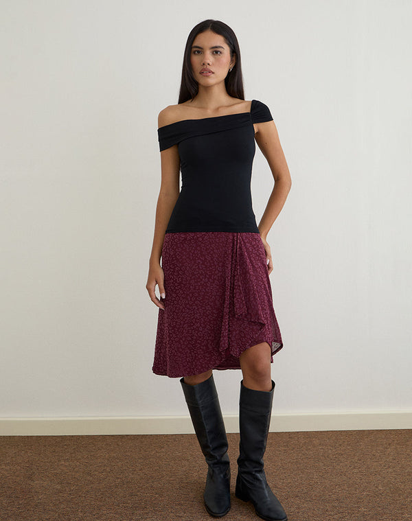 motel rocks Cuthbe Off The Shoulder Twist Top in Black