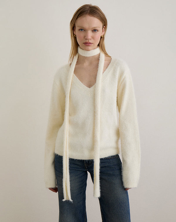 motel rocks Dikara Jumper with Scarf in Knit Off White