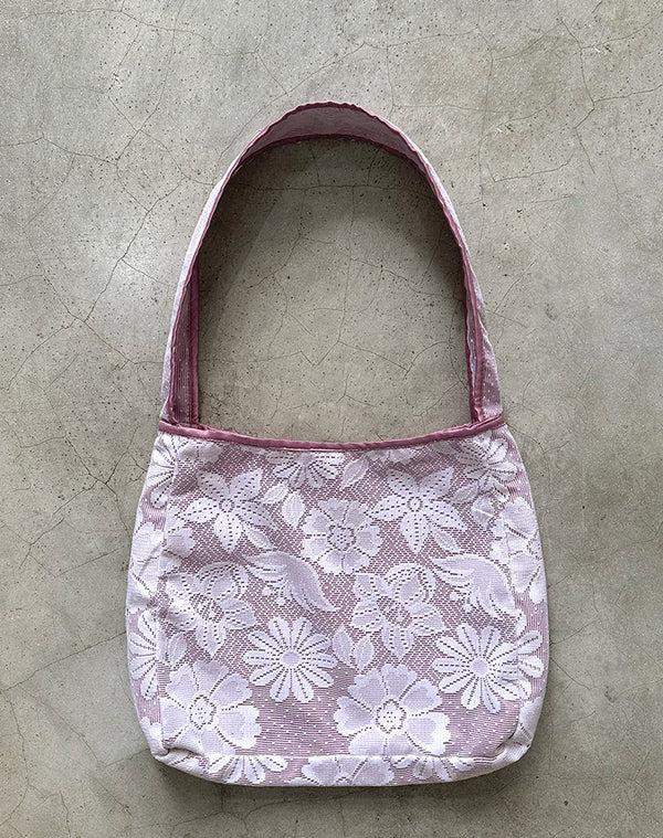 Motel Rocks Dune Bag In White With Lace Pink Binding