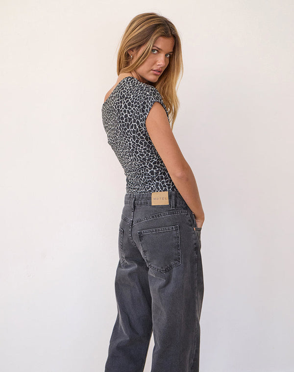 Motel Rocks Jaridah Asymmetric Slouch Top In Giraffe Black And Cream