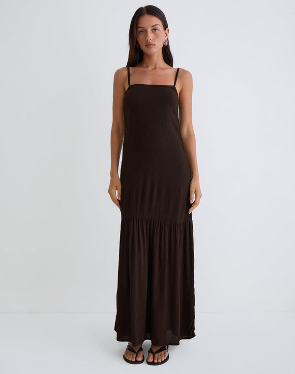 Motel Rocks Jenesis Maxi Dress In Crinkle Bitter Chocolate