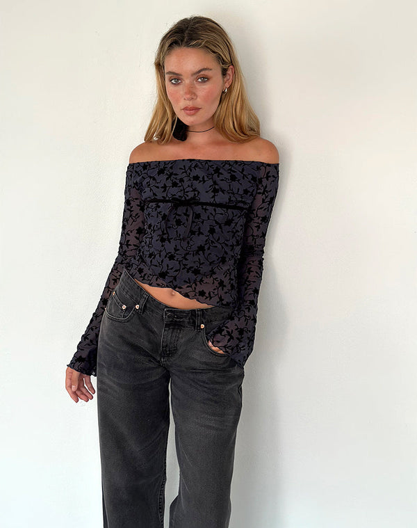 Motel Rocks Kareena Long Sleeve Bardot Top In Pretty Petal Flock Navy