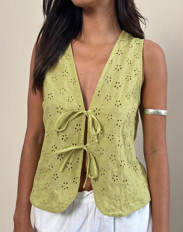 motel rocks Kayve Tie-Front Top in Little Daisy Broderie Lime