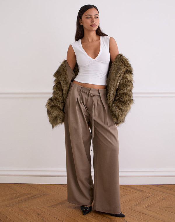 Motel Rocks Emberly Plunge Top In White