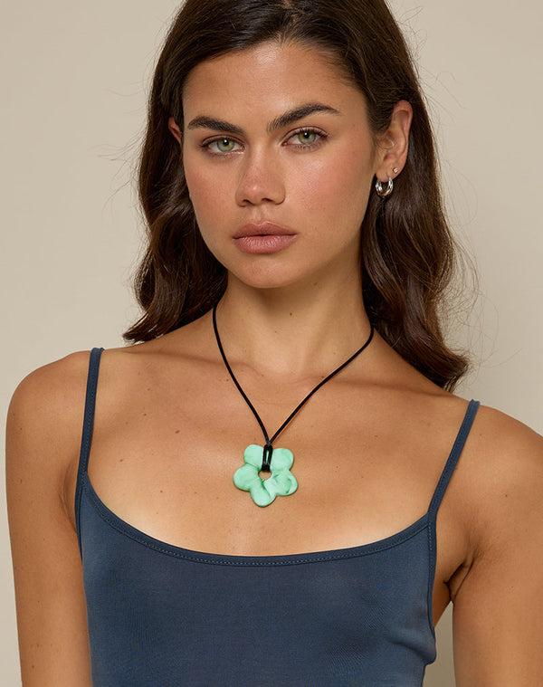 Motel Rocks Flower Necklace In Resin Green