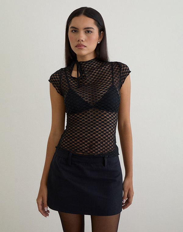 motel rocks Jiwon Keyhole Top in Polka Lace Black