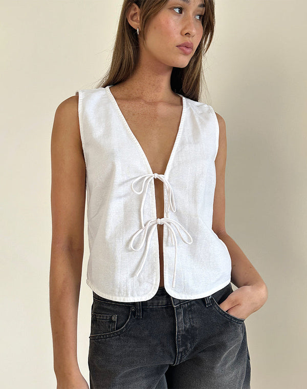 Motel Rocks Kayve Tie Front Top In Off White