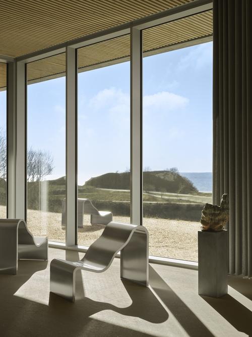 Muuto Dream View Bench | Sculptural Design For Relaxation & Daydreaming