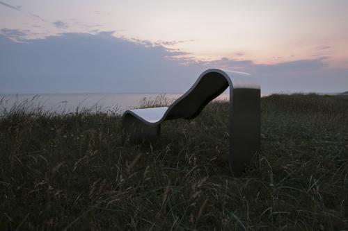 Muuto Dream View Bench | Sculptural Design For Relaxation & Daydreaming