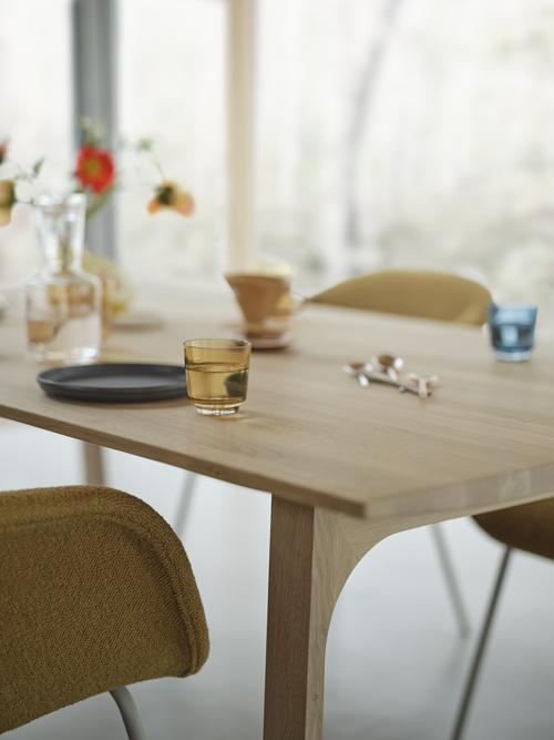 Muuto Earnest Extension Leaves | Timeless & Functional Wood Table