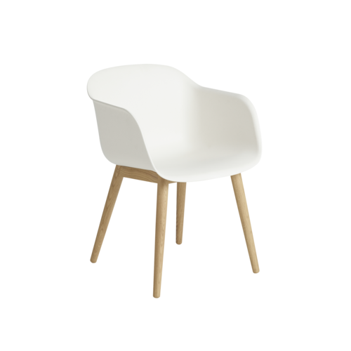 muuto Fiber Armchair - Wood Base | An embracing comfort