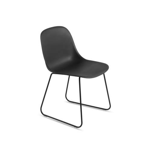 muuto Fiber Side Chair - Sled Base | Ideal for any space