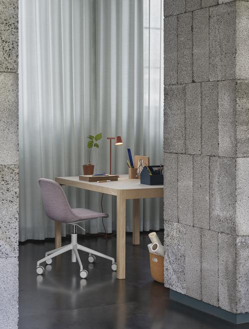 Muuto Fiber Side Chair Swivel W. Castors & Gas Lift | A Modern Scandinavian Look
