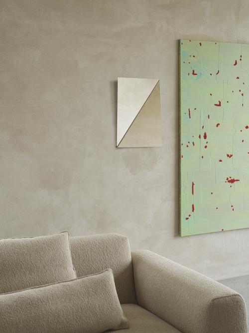 Muuto Gaze Mirror | Sculptural Mirror With Shifting Reflections