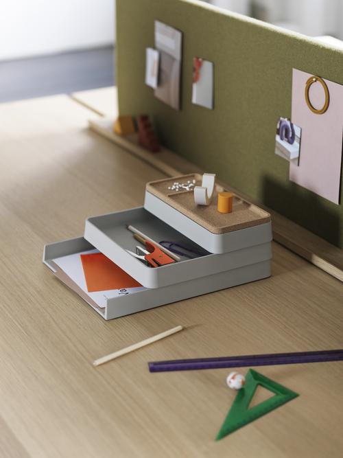 Muuto Arrange Desktop Series | Configurable Tray