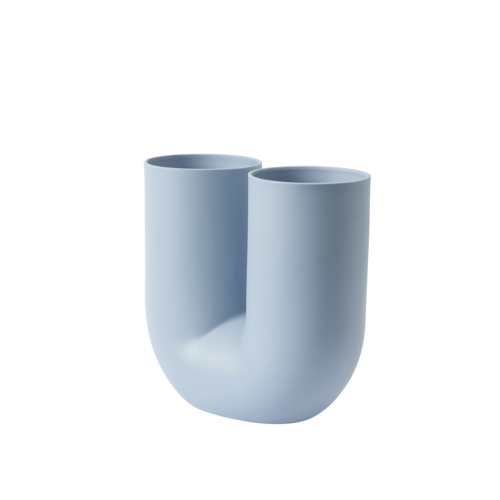 muuto Kink Vase | A contemporary flower vase