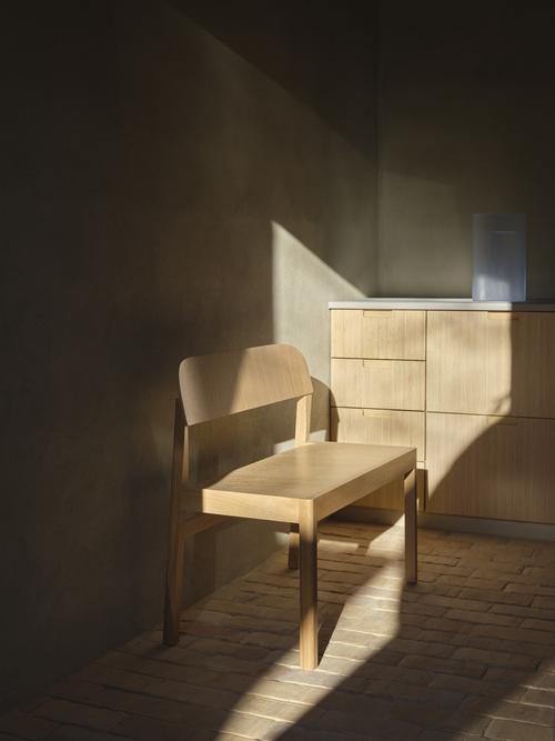 Muuto Workshop Bench | A Sculptural Wooden Bench
