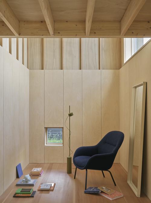 Muuto Post Floor Lamp | An Innovative Modular Lighting Design