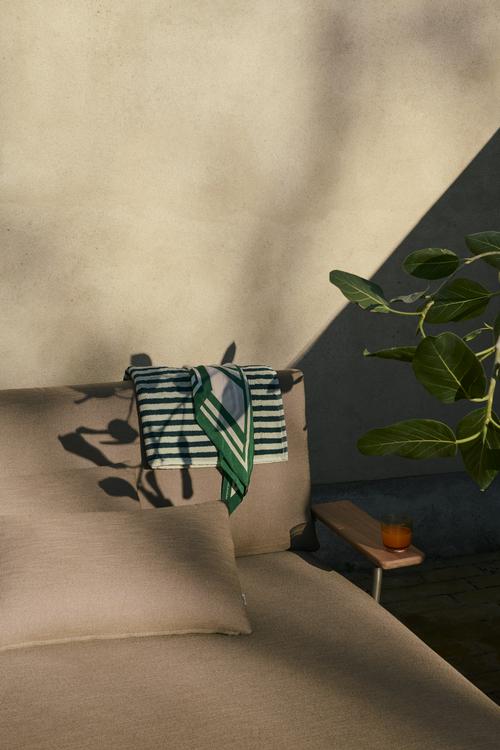 Muuto Settle Cushion | Adds Comfort And A Refined Touch To The Settle Outdoor Series