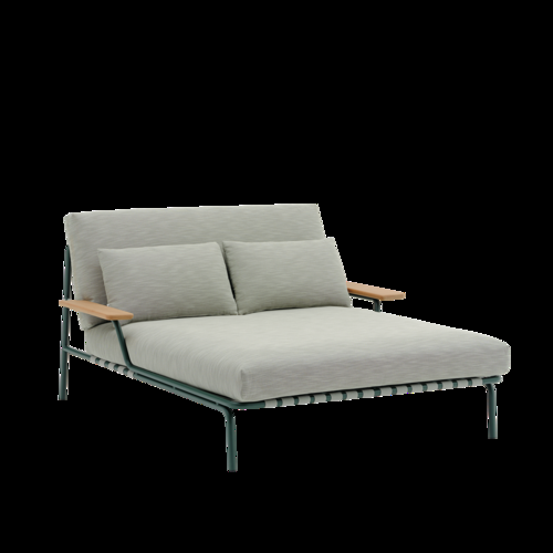 muuto Settle Lounge Bed w. Armrest | Comfort meets elegant outdoor design