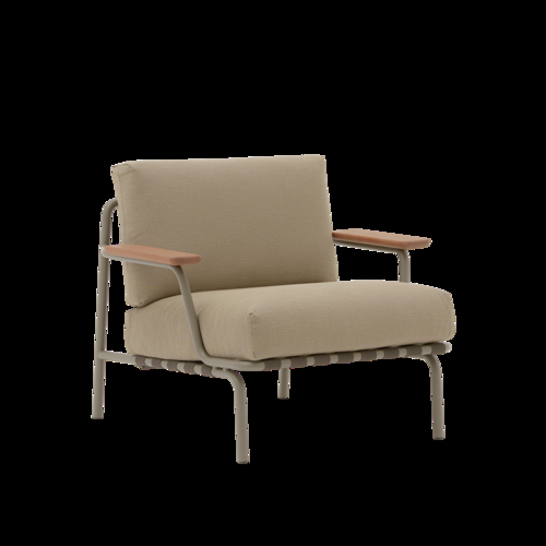 muuto Settle Outdoor Lounge Chair w. Armrest | Comfort meets elegance